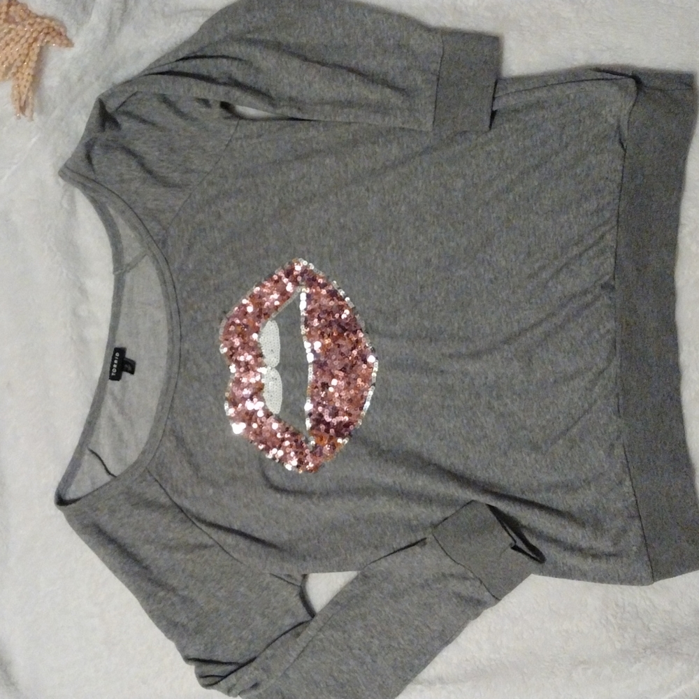 BREAST CANCER AWARENESS - SEQUIN LIPS GREY TERRY OFF SHOULDER SWEATSHIRT